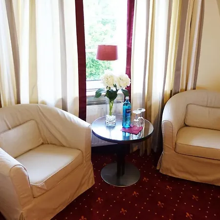 Gaestehaus Am Herrendeich فندق *